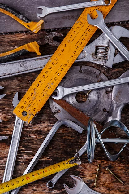 Expert use of roofing tools to deliver high-quality repair results in Ottawa