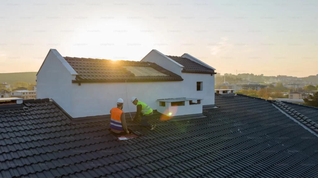 Barrhaven Roofing Team Replacing Residential Roof