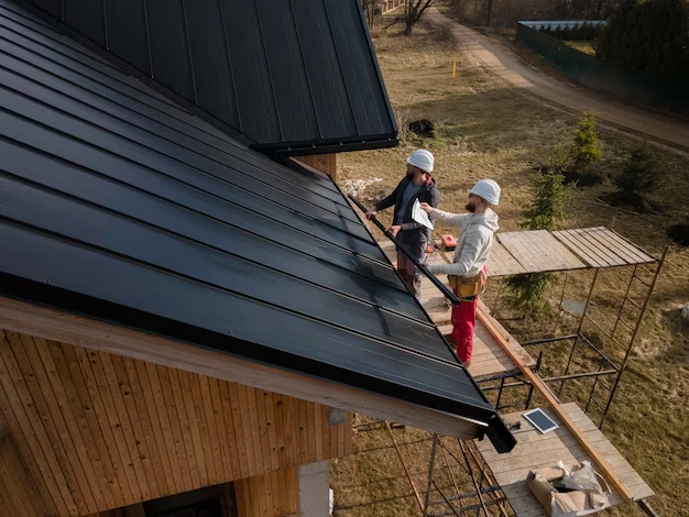 Experts selecting quality roofing supplies for Ottawa South homes